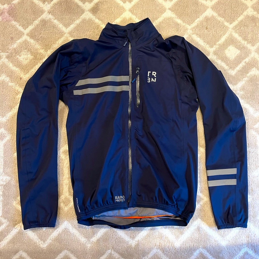 Decathlon cycling rain jacket